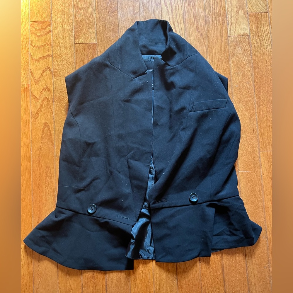 F21 sleeveless vest